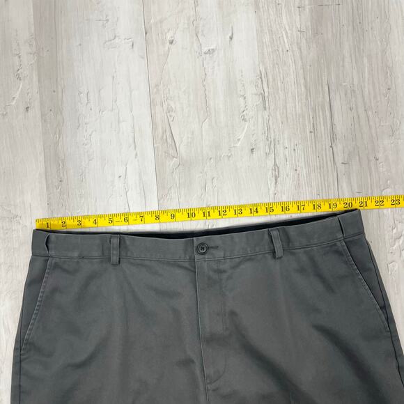 L.L. Bean Comfort Waist Gray Chino Plain Basic Short Work Cotton Dress Pants 42 - Picture 6 of 8